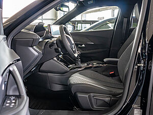 Peugeot 2008 Allure PureTech 100 19 navigation