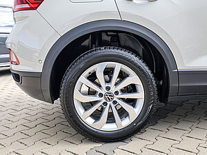 Volkswagen T-Roc Life 1.5 l TSI DSG 8 navigation