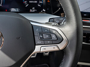 Volkswagen Golf VIII Variant Goal 2,0 l TDI DSG 17 navigation