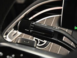 Mercedes-Benz E 300 e AMG Sport Advanced Plus 20 navigation