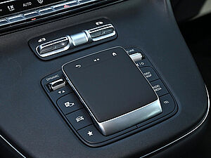 Mercedes-Benz V 300 d AVANTGARDE Extralang 14 navigation