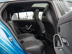 Mercedes-Benz CLA 250 SB e AMG Sport Premium 4 navigation