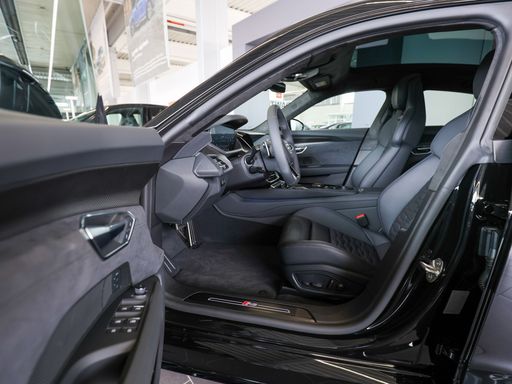 Audi e-tron RS GT Pano B&O HUD Matrix Kamera SHZ 10
