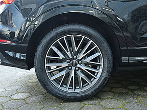 Audi Q3 S line 35 TDI quattro 5 navigation