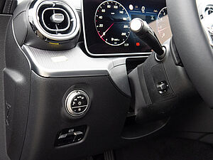 Mercedes-Benz CLE 180 Cabrio 27 navigation