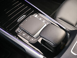 Mercedes-Benz EQB 250 Progressive 17 navigation