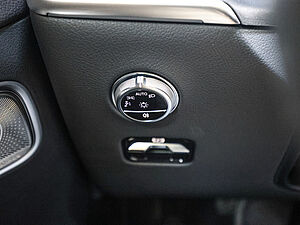 Mercedes-Benz GLC 220 d 4M Avantgarde Advanced Plus 27 navigation