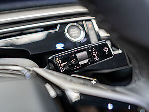 Peugeot 5008 Allure HYBRID 136 e-DSC6 16 navigation