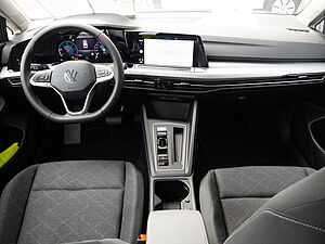Volkswagen Golf VIII Variant Life 2.0 TDI DSG 9 navigation