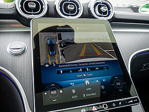 Mercedes-Benz C 200 T AMG Line 11 navigation