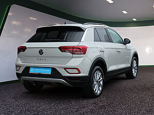 Volkswagen T-Roc 1.5 TSI Life 3 navigation