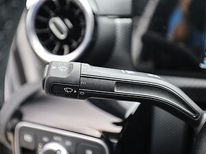 Mercedes-Benz A 250 e Limousine 28 navigation