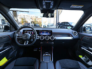 Mercedes-Benz GLB 200 GLB 200d AMG Line 6 navigation