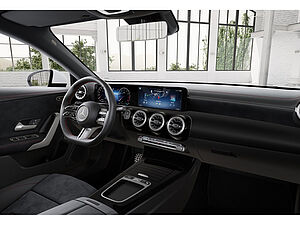 Mercedes-Benz CLA 180 Coupé AMG Sport Advanced Plus 4 navigation