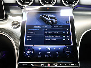 Mercedes-Benz C 180 T Avantgarde Advanced 11 navigation