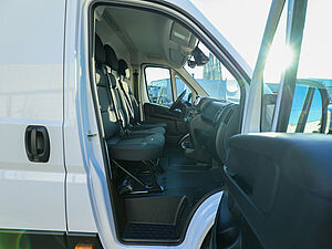 Peugeot Boxer KA 435 L4H2 BlueHDi 180 AT 2 navigation