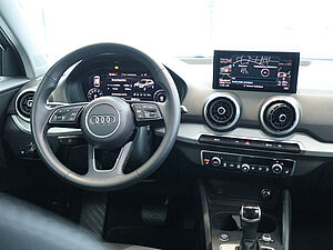 Audi Q2 35 TFSI S Line Black S Tronic 8 navigation