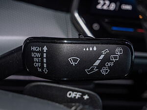 Volkswagen Golf VIII Variant GOAL 2,0 l TDI DSG 19 navigation