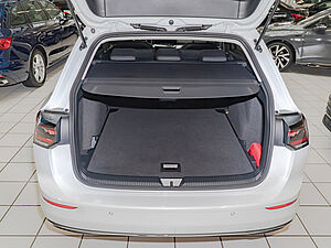 Volkswagen Golf VIII Variant Goal 2,0 l TDI DSG 29 navigation