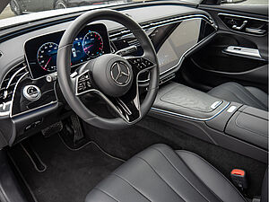 Mercedes-Benz E 200 T Avantgarde Advanced Plus Superscreen 8 navigation
