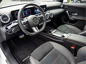 Mercedes-Benz CLA 250 SB 4M AMG Sport Premium 8 navigation