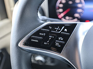 Mercedes-Benz V 300 d AVANTGARDE Extralang 18 navigation