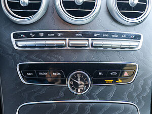 Mercedes-Benz C 200 4M Cabrio AMG Sport 14 navigation