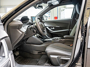 Peugeot 2008 Allure HYBRID 145 e-DSC6 19 navigation