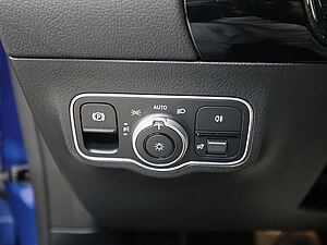 Mercedes-Benz B 200 d Progressive Advanced 28 navigation