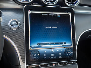 Mercedes-Benz C 180 T Avantgarde Edition 12 navigation