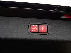 Mercedes-Benz E 220 d T AMG Line Advanced Plus 34 navigation