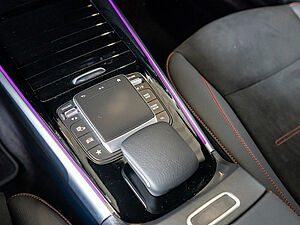 Mercedes-Benz EQB 300 4M AMG Sport Advanced Plus 13 navigation