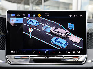 Volkswagen Passat Variant Business 1,5 l eTSI DSG 13 navigation