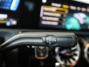 Mercedes-Benz A 35 AMG 4M 27 navigation