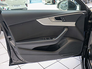 Audi A4 Avant advanced 40 TDI quattro S tronic 29 navigation