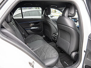 Mercedes-Benz E 300 e T AMG Sport Advanced Plus 4 navigation