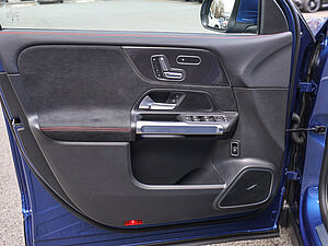 Mercedes-Benz GLB 220 d 4M AMG Sport 31 navigation