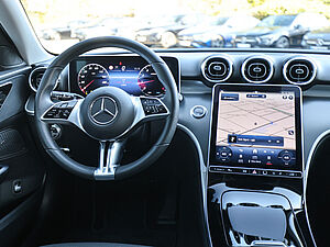 Mercedes-Benz C 180 T Avantgarde Advanced 9 navigation
