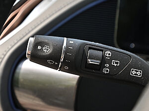Mercedes-Benz EQC 400 4M 20 navigation