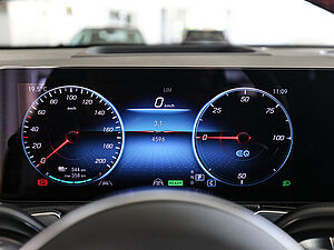 Mercedes-Benz EQB 350 4M AMG Sport Advanced Plus 19 navigation