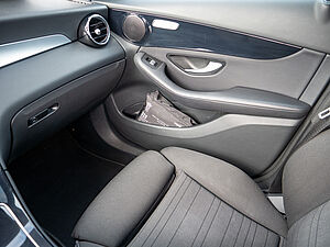 Mercedes-Benz GLC 300 de 4M 15 navigation