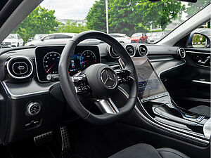 Mercedes-Benz C 300 AMG Sport Advanced Plus 20 navigation