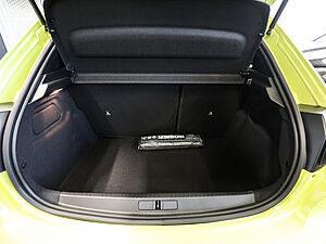 Peugeot 208 GT PureTech 100 31 navigation