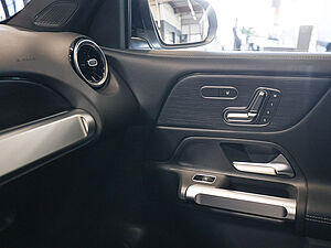 Mercedes-Benz GLB 250 4M Progressive 20 navigation
