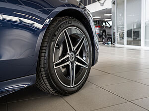 Mercedes-Benz C 300 e AMG Sport Advanced 5 navigation