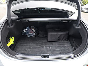 Mercedes-Benz A 250 e Limousine 32 navigation