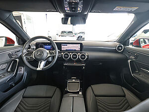 Mercedes-Benz A 220 4M Limo Progressive Advanced 8 navigation