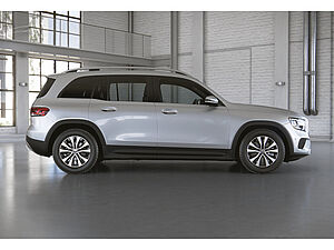 Mercedes-Benz GLB 200 d Style 5 navigation