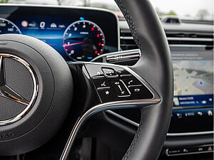 Mercedes-Benz E 200 T Avantgarde Advanced Plus Superscreen 15 navigation