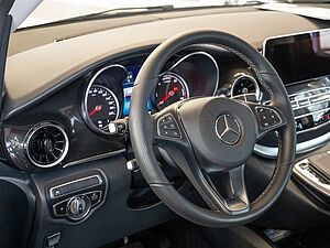 Mercedes-Benz EQV 300 lang 15 navigation